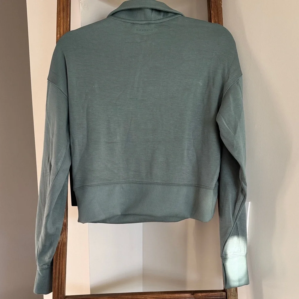 Danskin Women's Green Half-Zip Sweatshirt - Picture 4 of 5